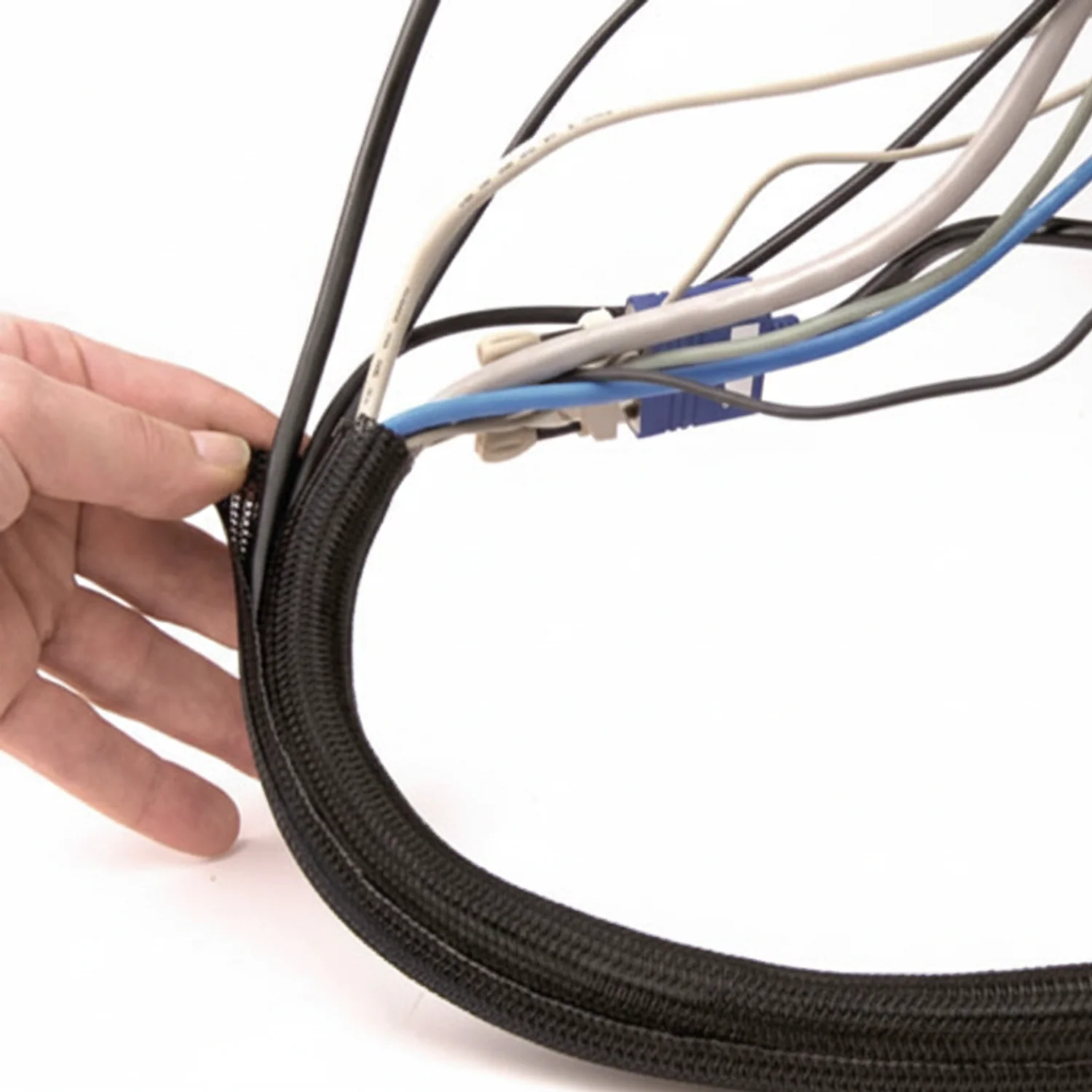 1" Black Techflex F6 Wrap-Around Braided Sleeving 50ft - Image 4