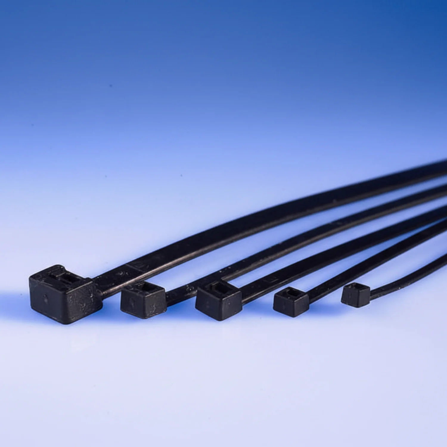 14.6" 50lb UV Black Cold Weather Frosty Cable Ties / Zip Ties 100/bag Part # FT14-50-0C - Image 2