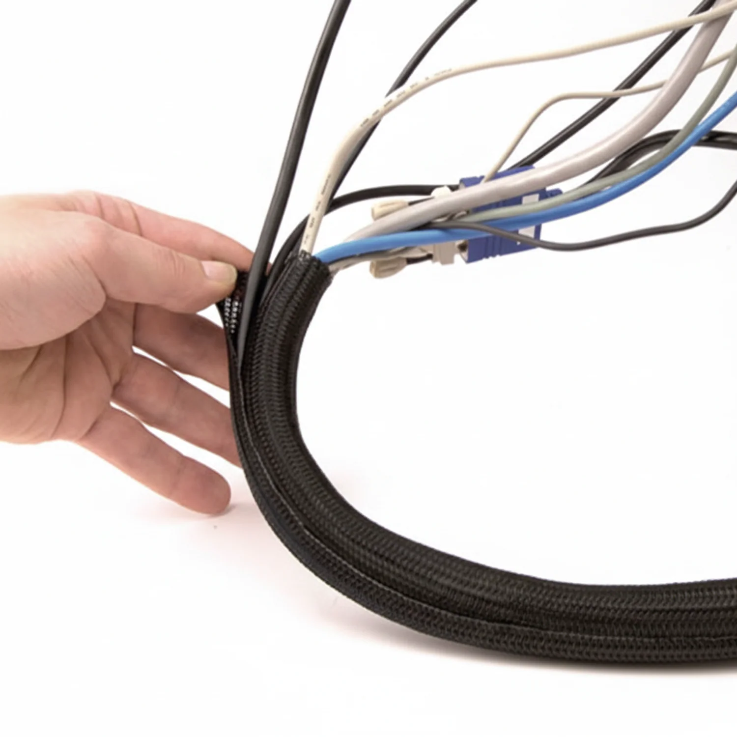 2" Black Techflex F6 Wrap-Around Braided Sleeving 25ft - Image 4