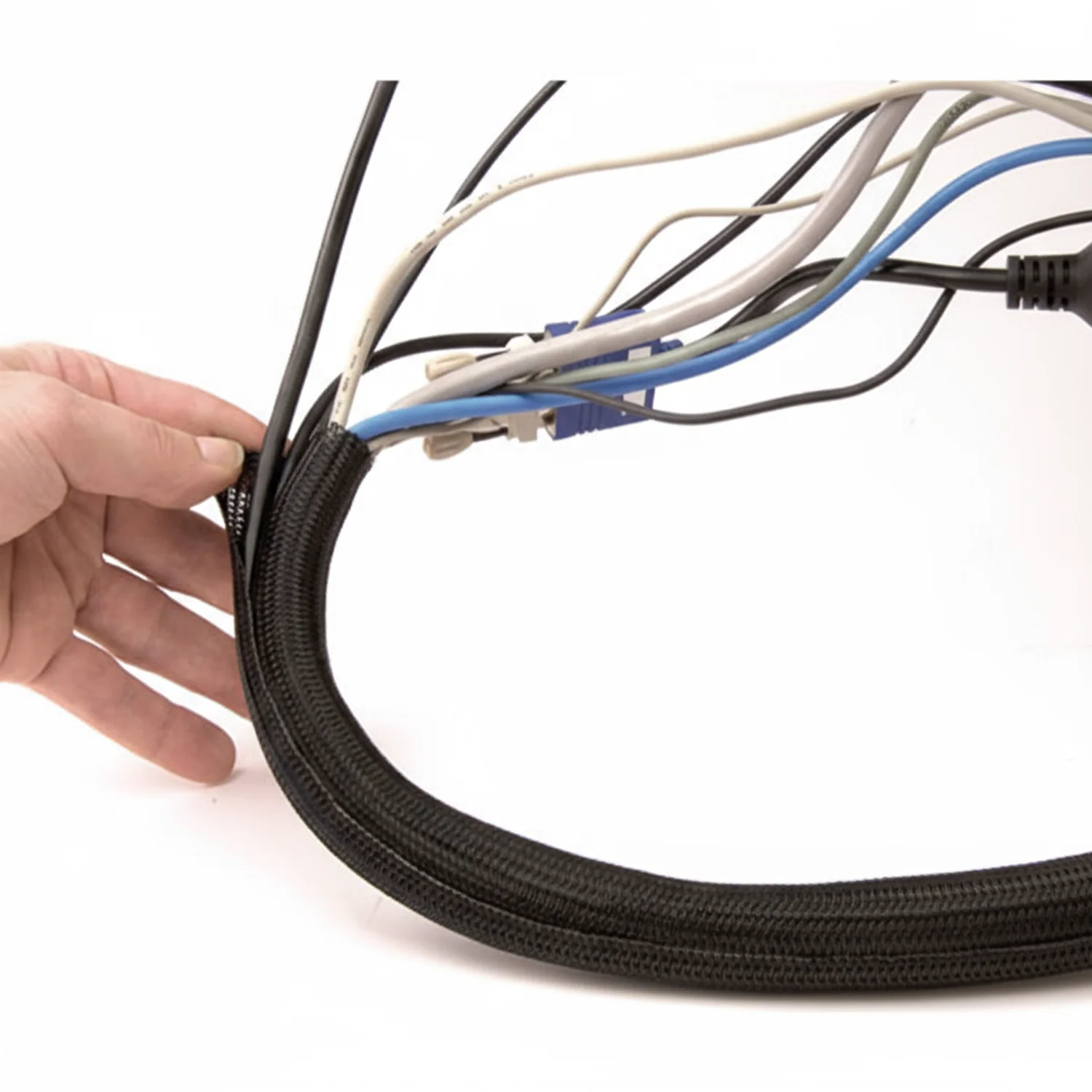 3/4" Black Techflex F6 Wrap-Around Braided Sleeving 50ft - Image 4