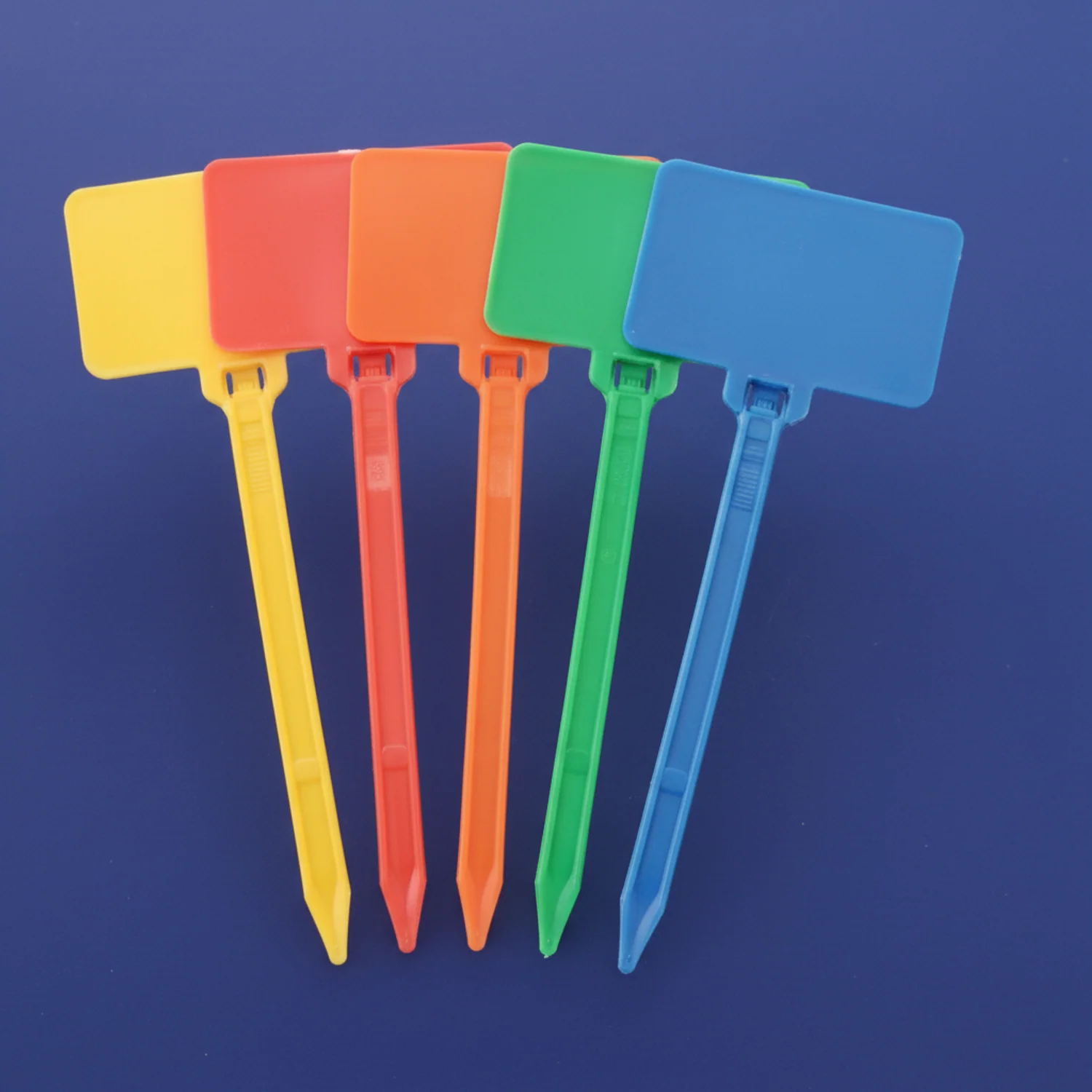 3" 50lb Green Nylon Cable Tie Blank Flag Identification Tag w/ 1-7/8" X 1-1/8" Flag. 100/Bag