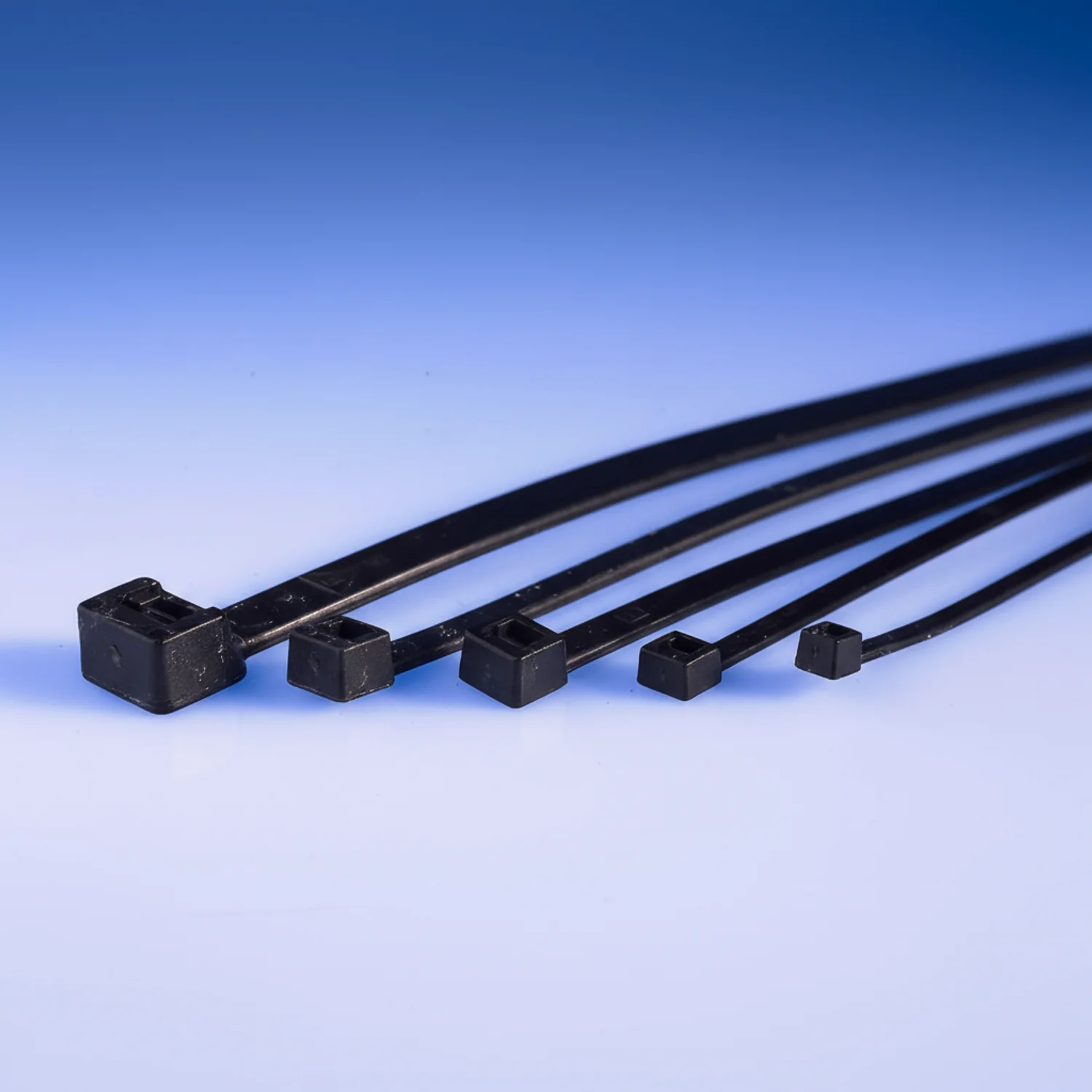 7.6" 50lb UV Black Cold Weather Frosty Cable Ties / Zip Ties 100/bag Part # FT75-50-0C - Image 2