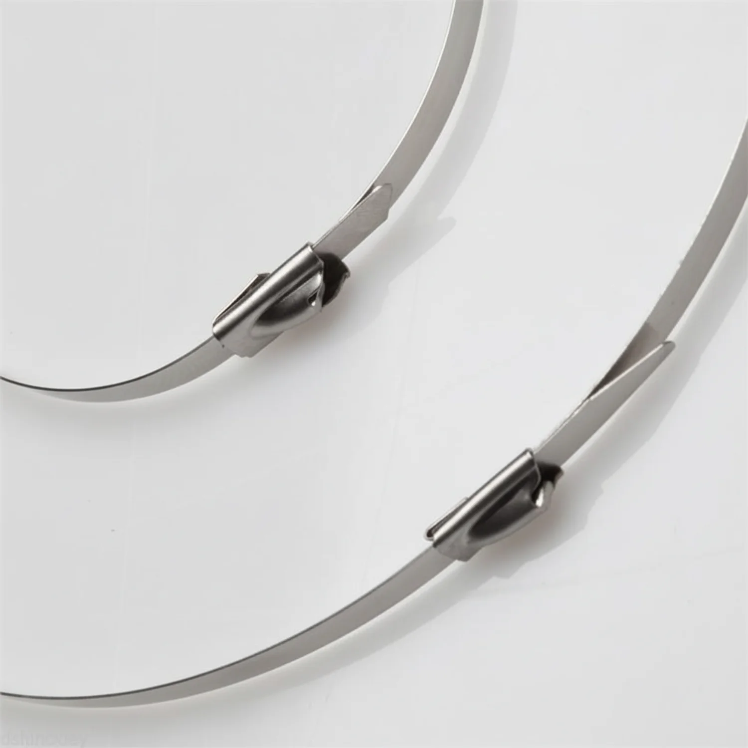 8" 150lb - 304 Stainless Steel Cable Ties / Zip Ties 100/bag - Image 3