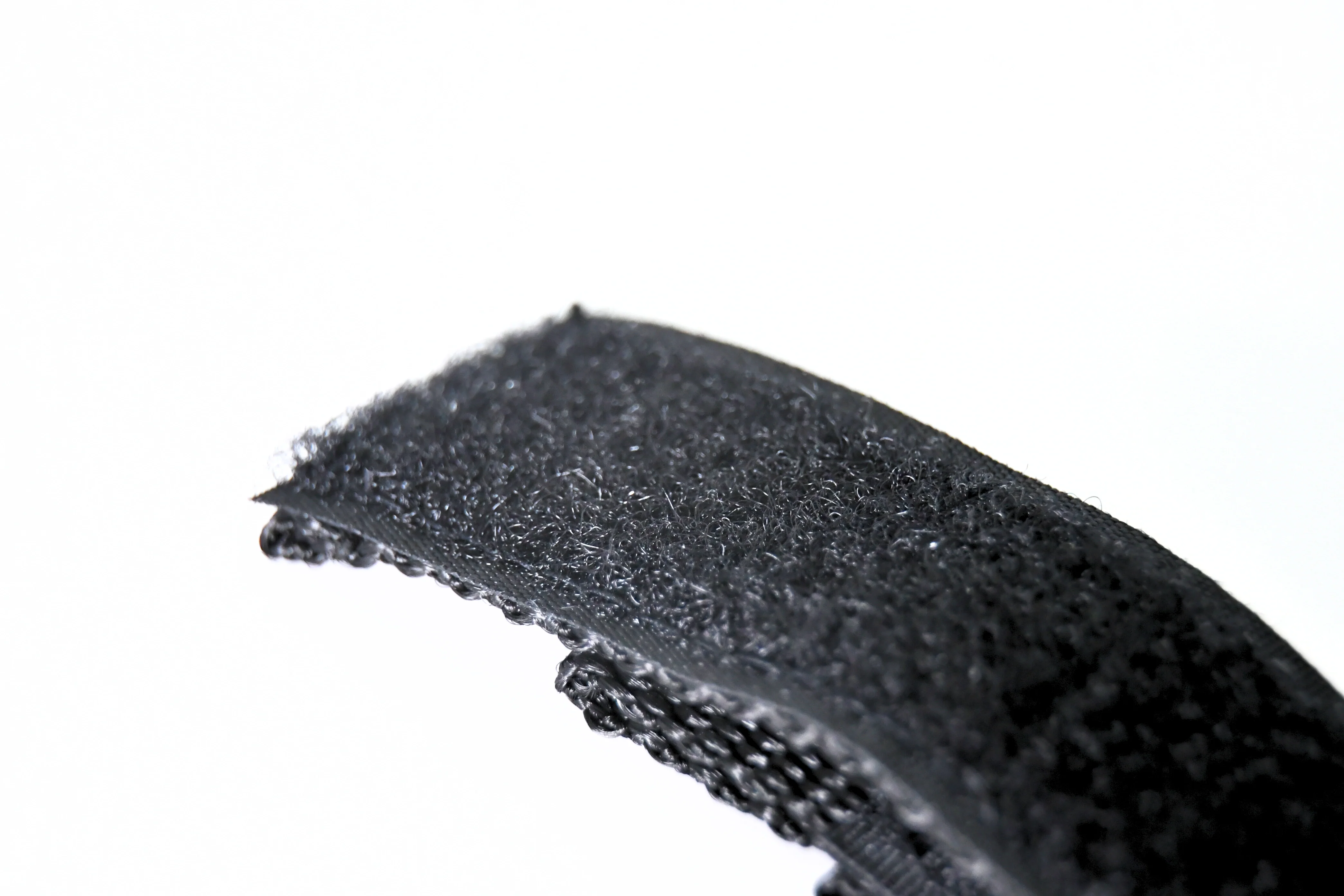 Grizzly Supply 7" Black Hook and Loop Storage Strap 4/pk - Image 2