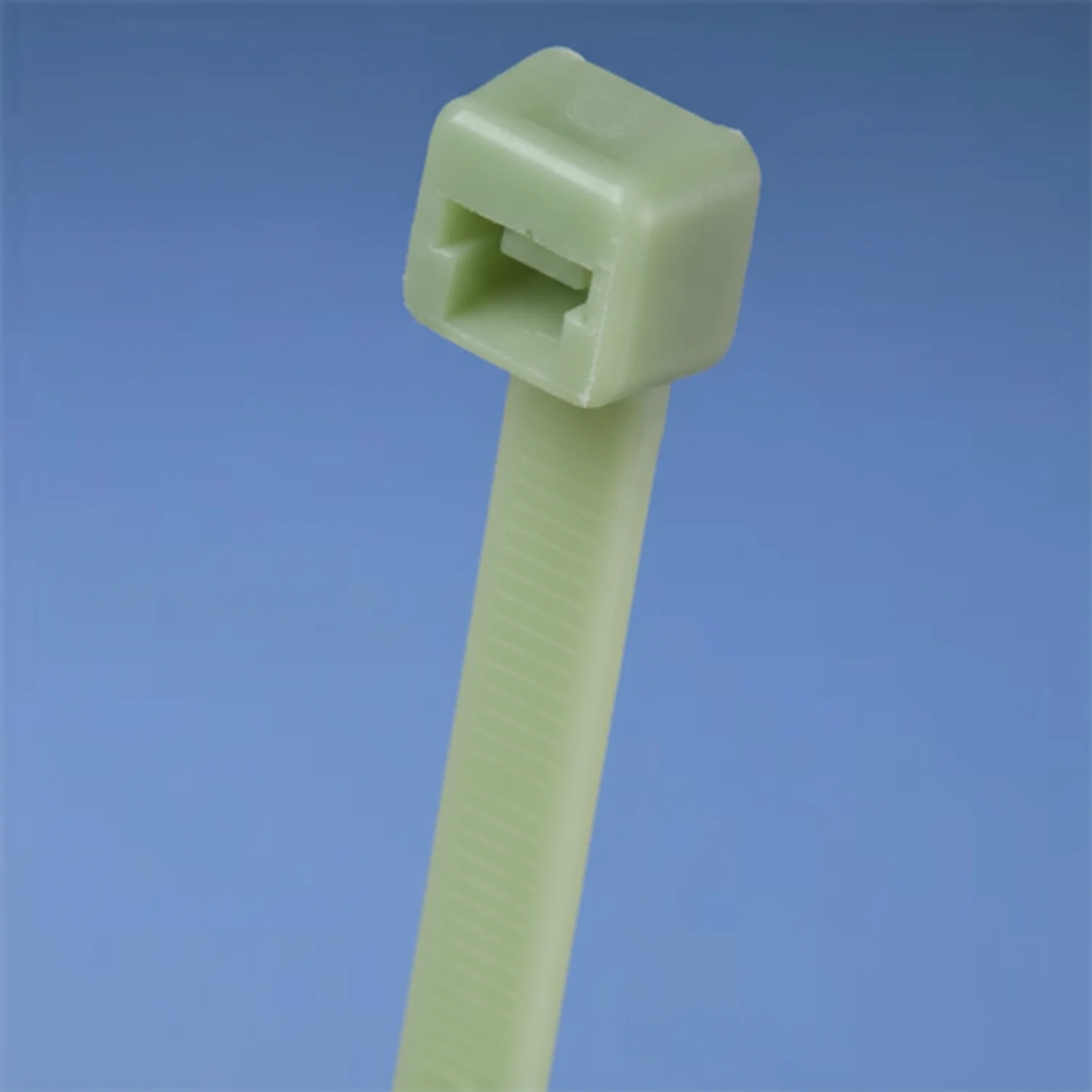 Panduit 11.5" 30lb Natural Green Pan-Ty® Polypropylene Cable Ties / Zip Ties 1,000/bag Part #PLT3S-M109 - Image 2