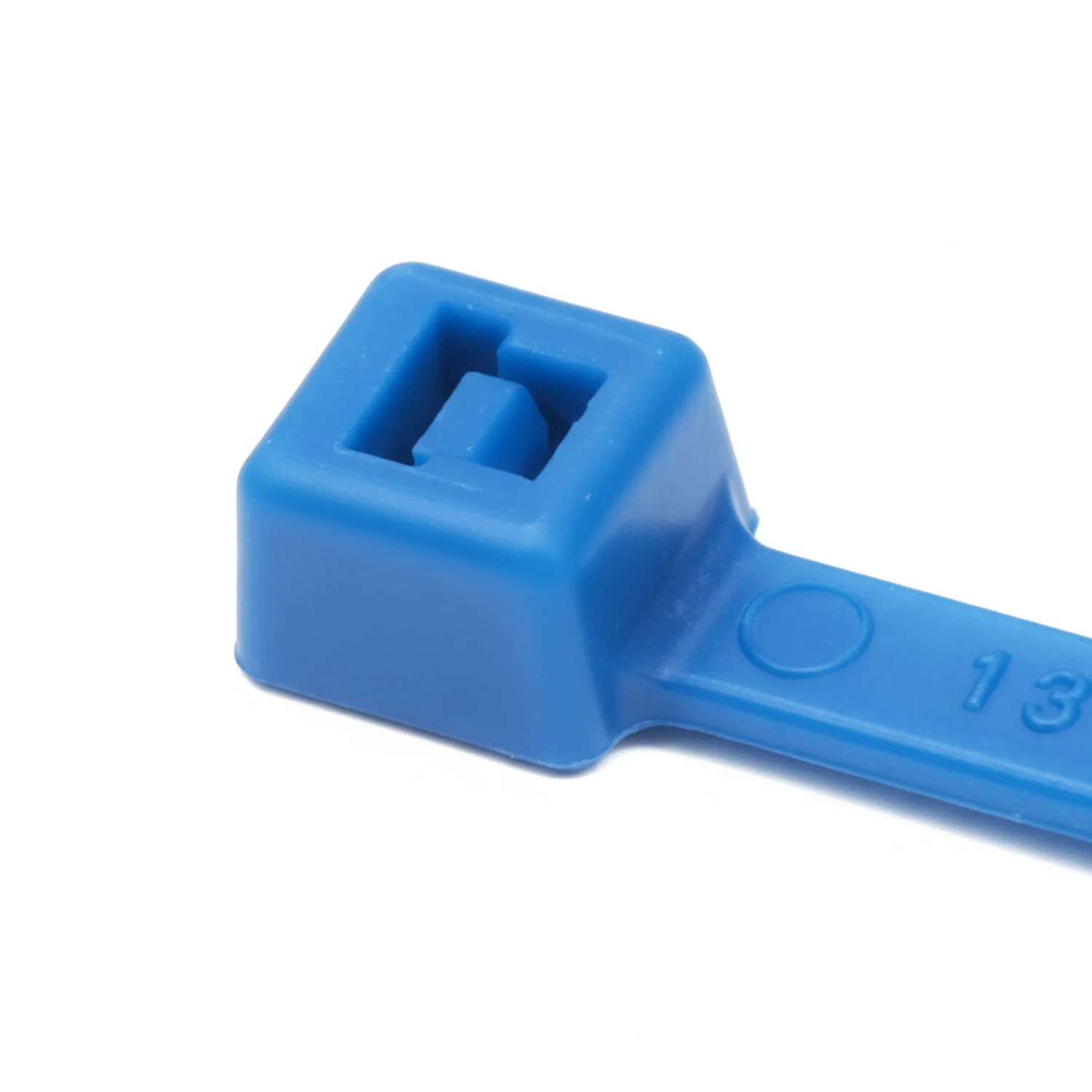 Panduit PLT2I-M76 8" 25lb Tefzel Cable Ties / Zip Ties 1,000/bag - Image 4