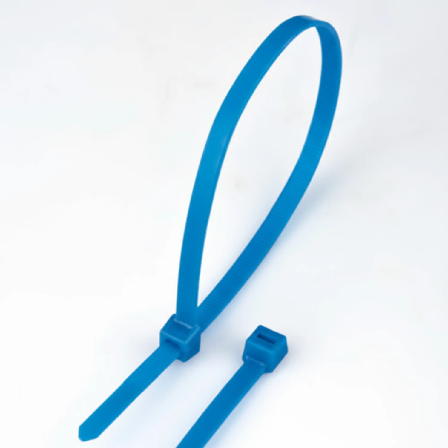 Panduit PLT3H-TL76 12" 120lb Tefzel Cable Ties / Zip Ties 250/bag - Image 2