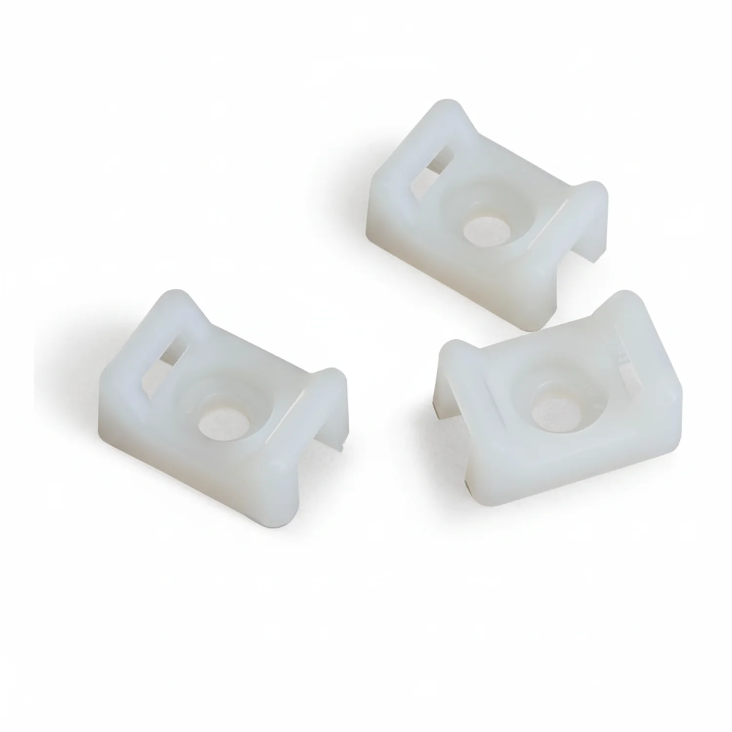 Saddle Mount #6 Screw Natural 100/bag